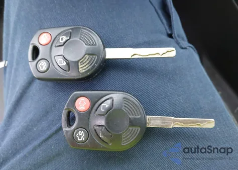 2015 Ford Focus Se z USA, uszkodzony, nr VIN 1FADP3K20FL288788